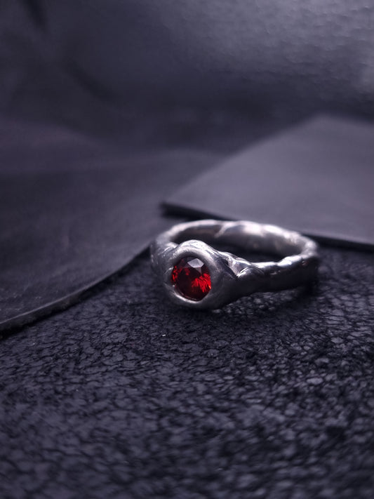 Plain Ring with cubic zirconia