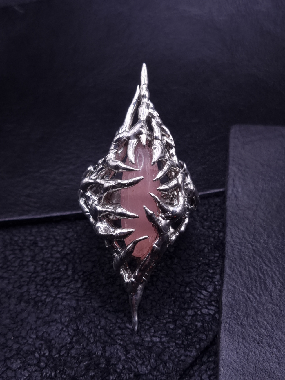 Alien Chaotic Ring