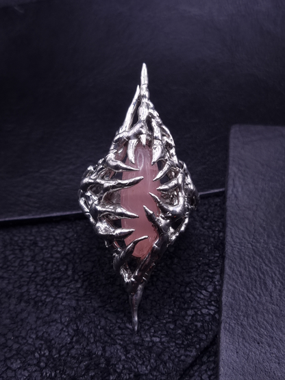 Alien Chaotic Ring