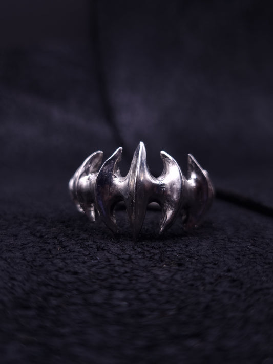 Blade Claw Ring
