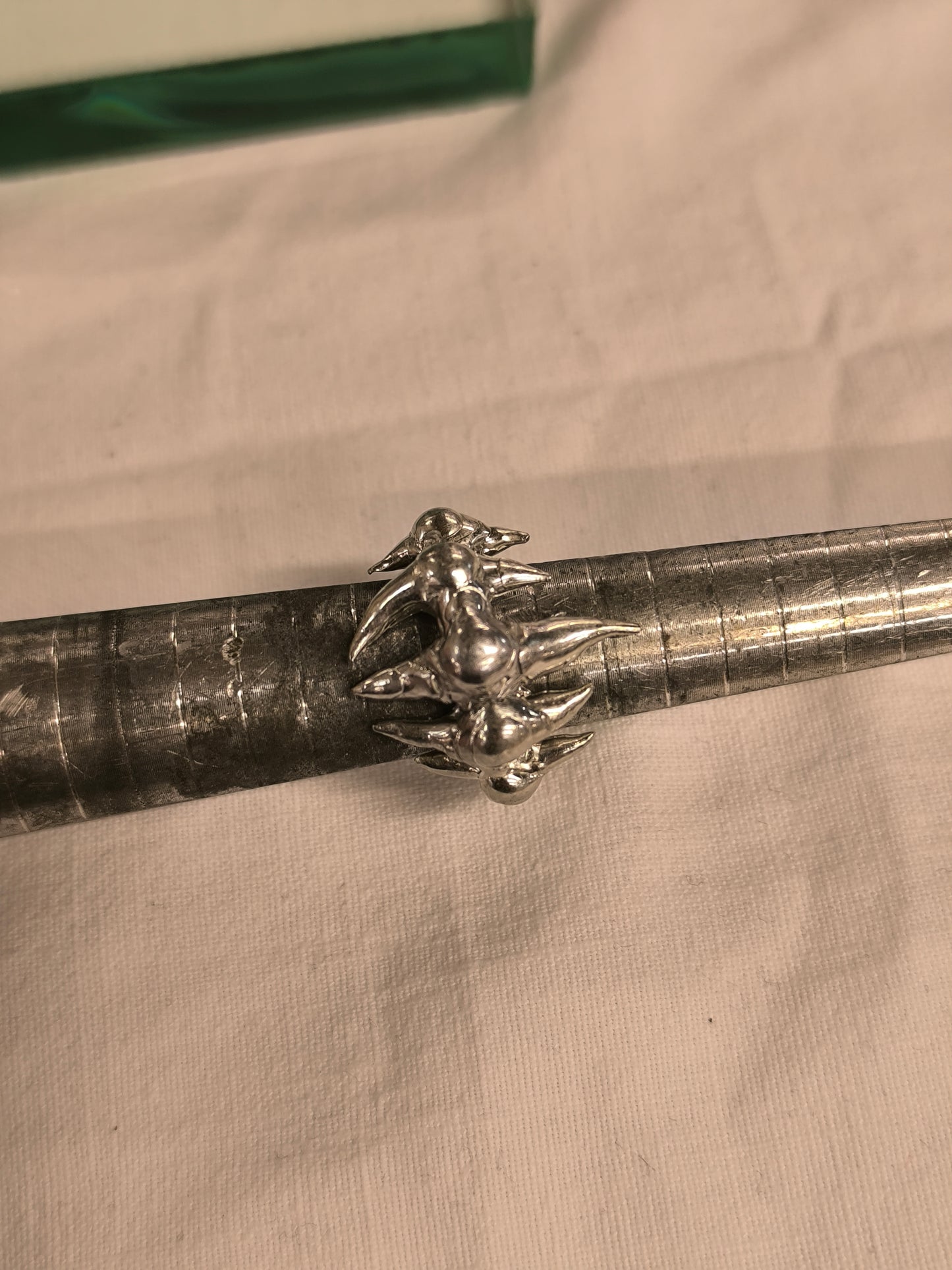 Spiked bubble Ring