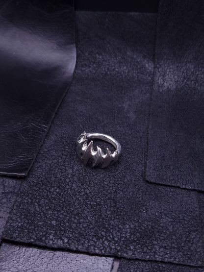 Blade Claw Ring