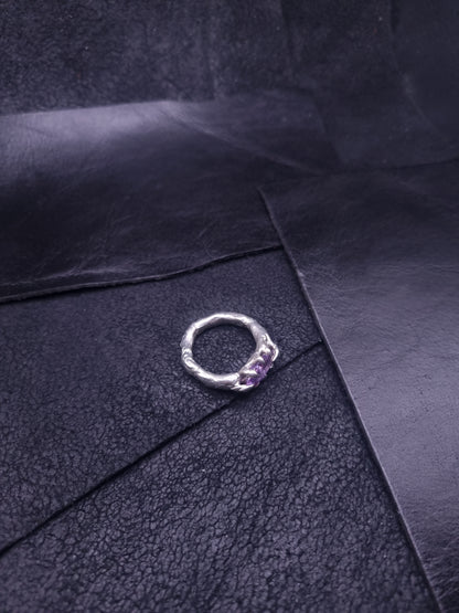 Ring with cubic zirconia