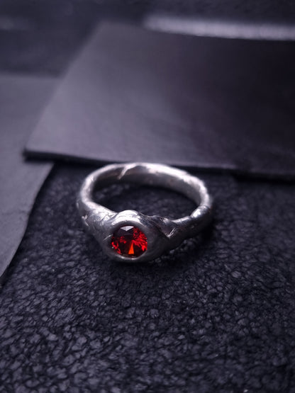 Plain Ring with cubic zirconia