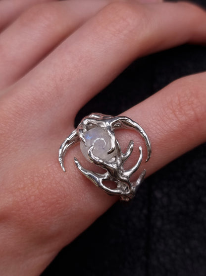 Moonstone vortex