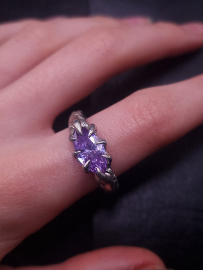 Ring with cubic zirconia